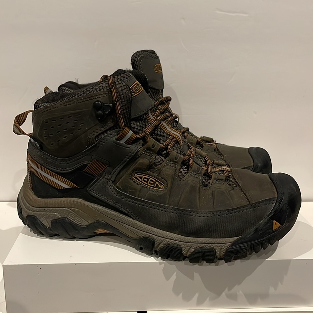Keen Dry Waterproof hiking boots